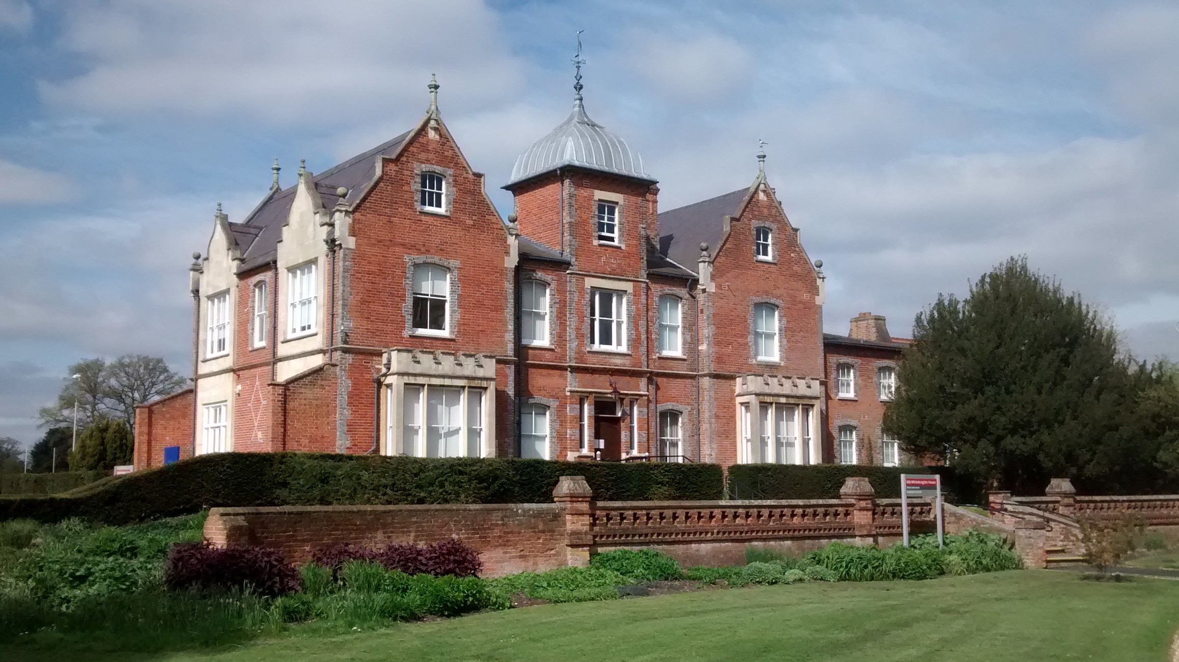 University Heritage Trail - Central Whiteknights Campus | What's On Reading