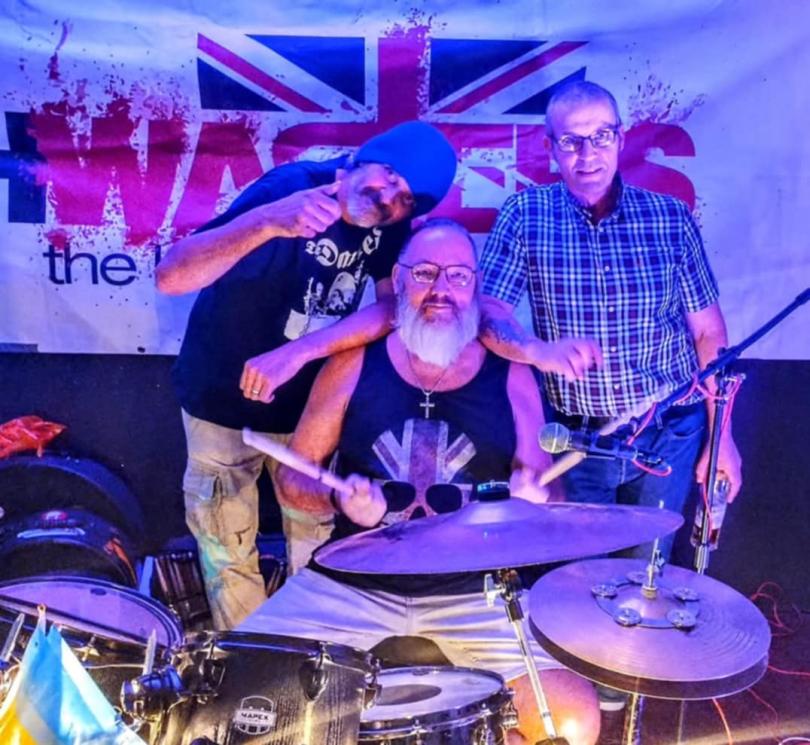 The Highwasters at The Flowing Spring