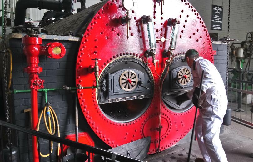 Industrial engine