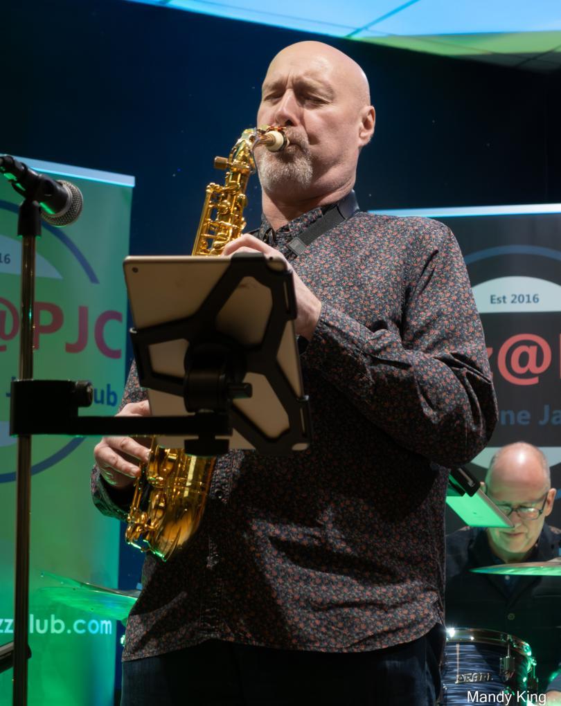 Simon Bates, Saxophonist
