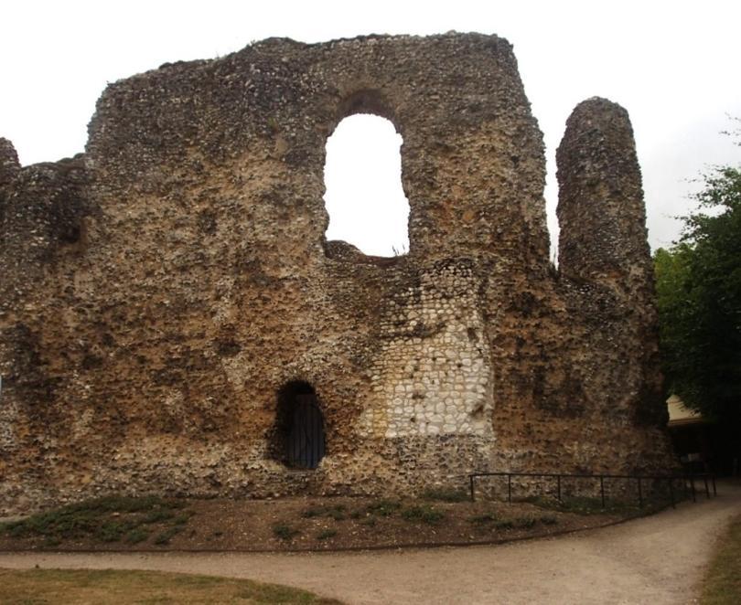 Reading Abbey ruins
