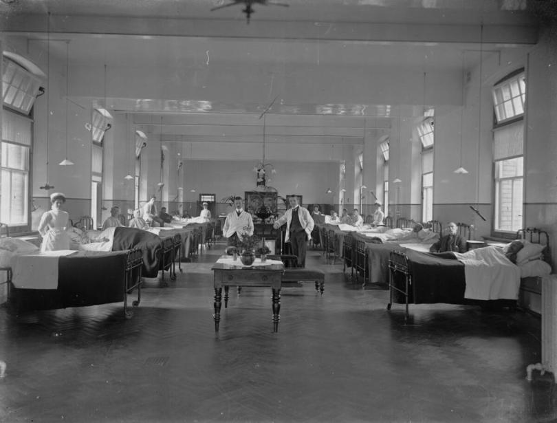 Cardiff Infirmary in the late 19th century