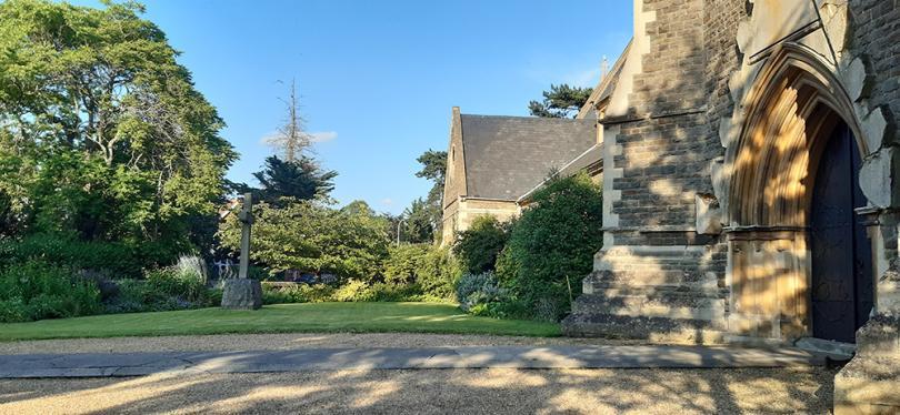 Christ Church, Reading