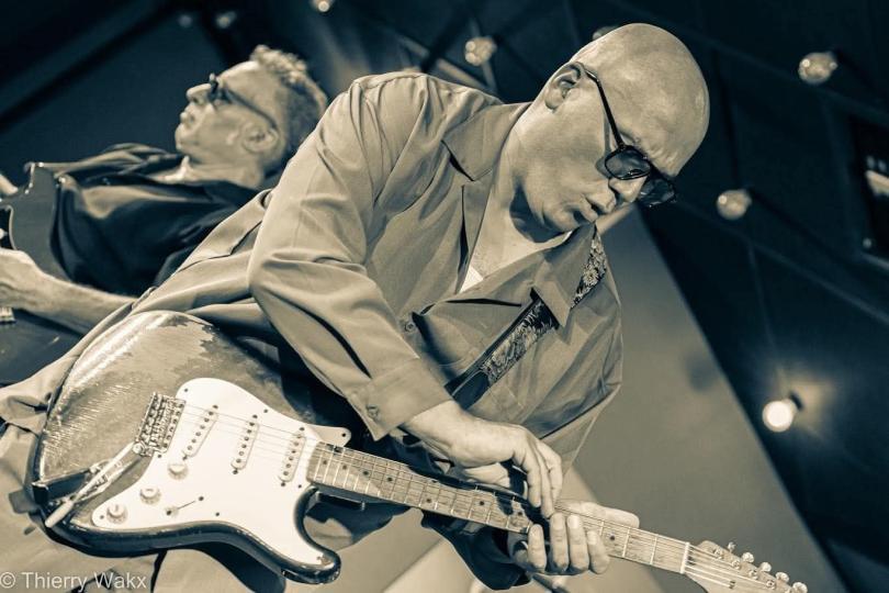 Big Dez, Blues Guitarist and his band at The Flowing Spring