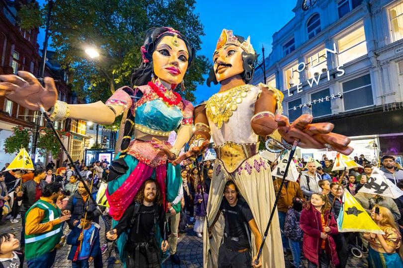 Diwali puppets
