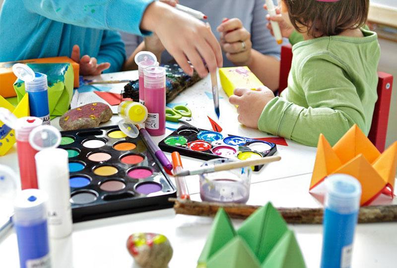 image of children painting