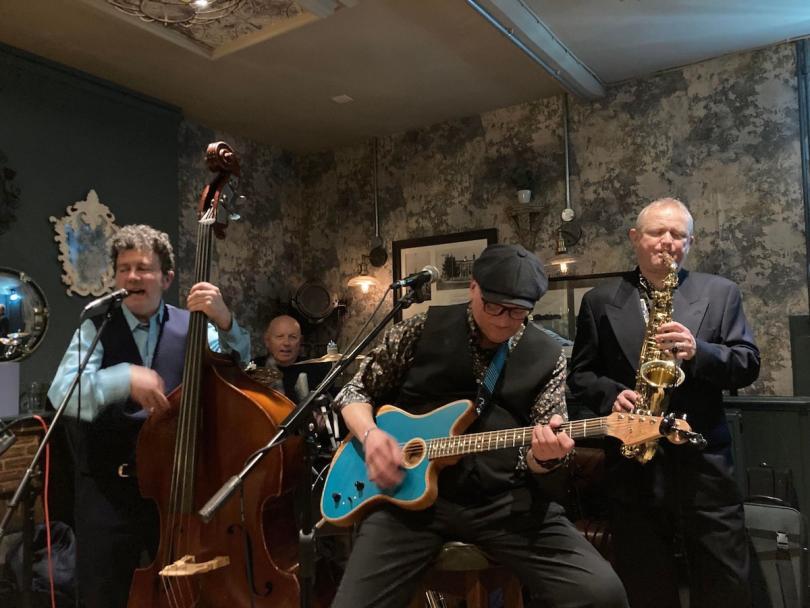 Johnny Marvel’s Acoustic Groove