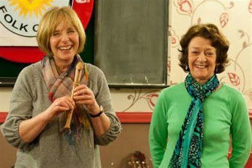 Lynne Heraud & Pat Turner at Readifolk