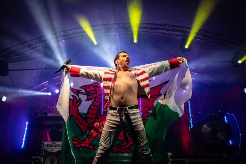 Supersonic Queen at The Flowing Spring