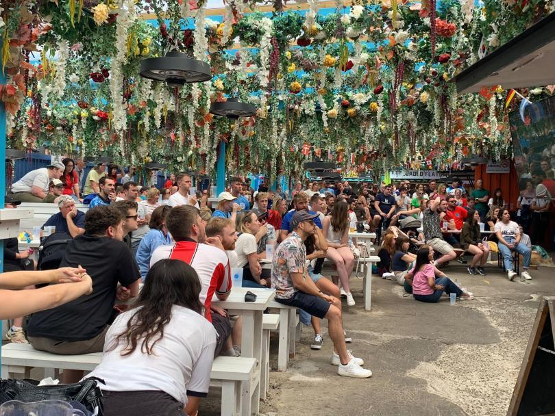 DJ Pete Wheeler + England's Rugby World Cup Quarter Final