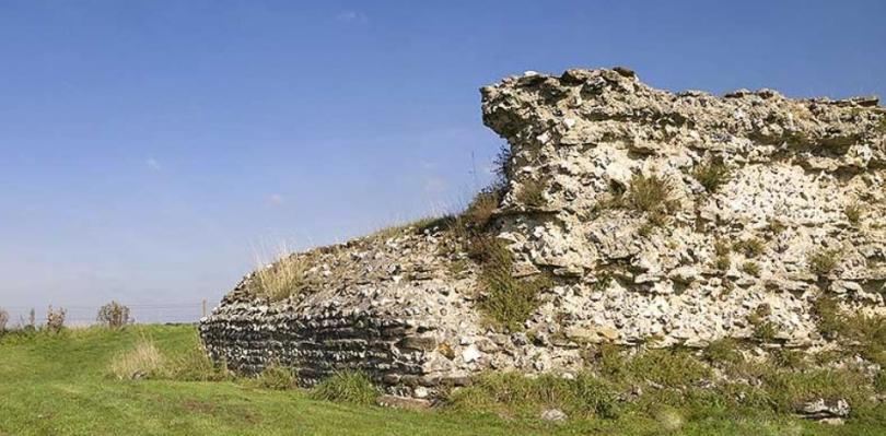 Silchester Roman City Walls & Amphitheatre