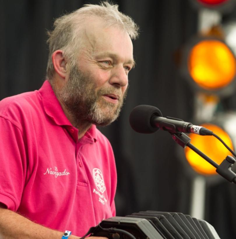 Steve Turner at Readifolk