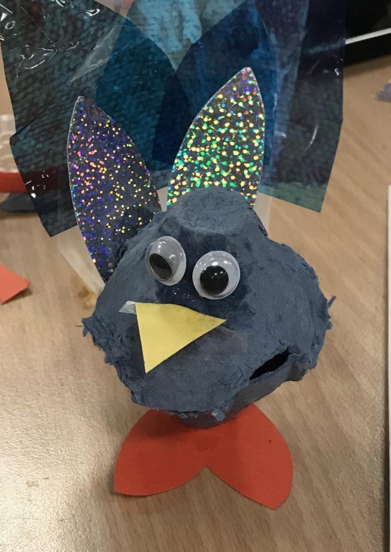 Picture of a bird made from recycling