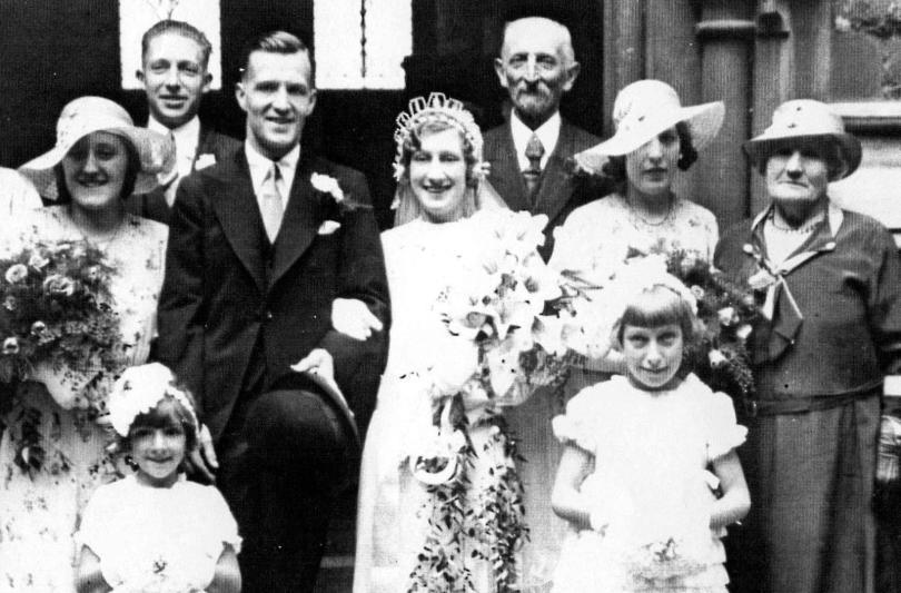 family wedding in the 1920s
