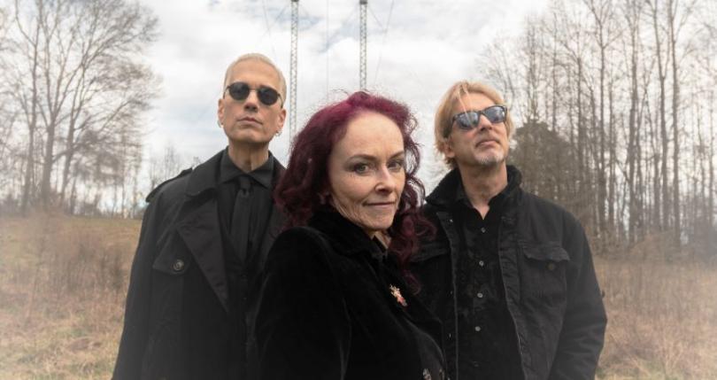 Club Velocity/New Mind Promotions presents The MArch Violets