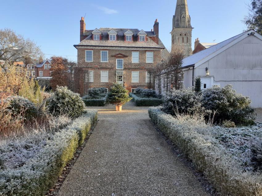 Watlington House Garden in the frost