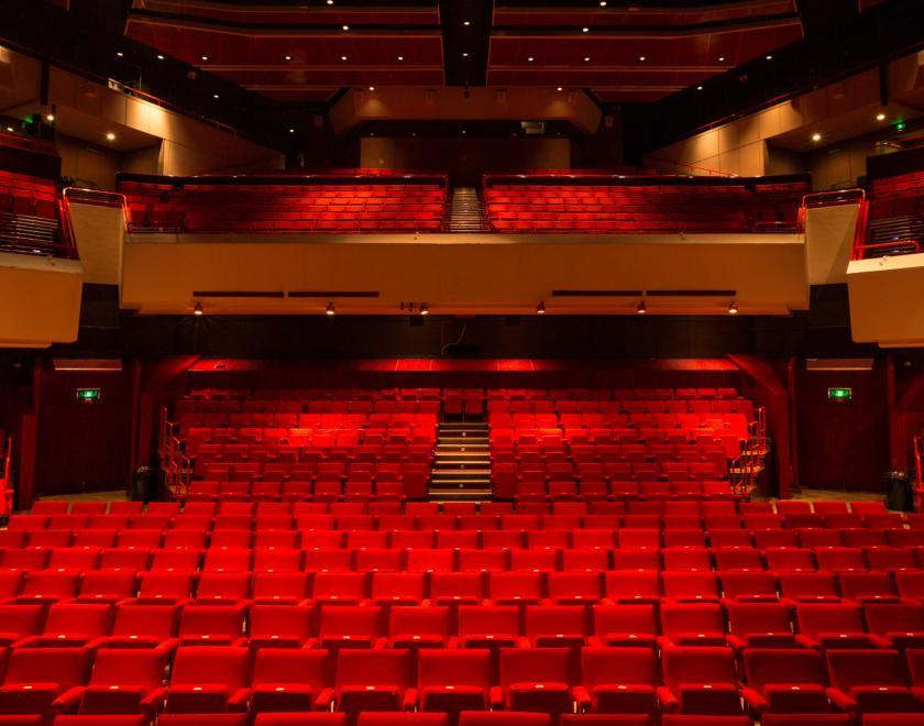 Hexagon Interior - Steve Foster Photography