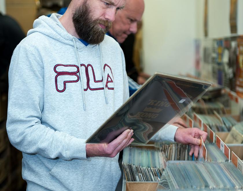 Vintage Vinyl Weekend at Sound Machine Reading