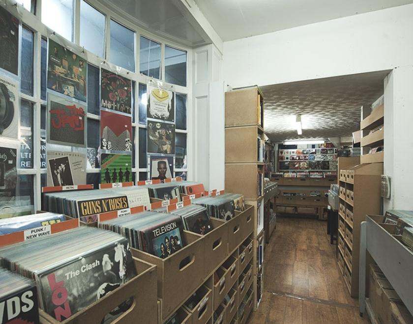 Vintage Vinyl Weekend at Sound Machine Reading