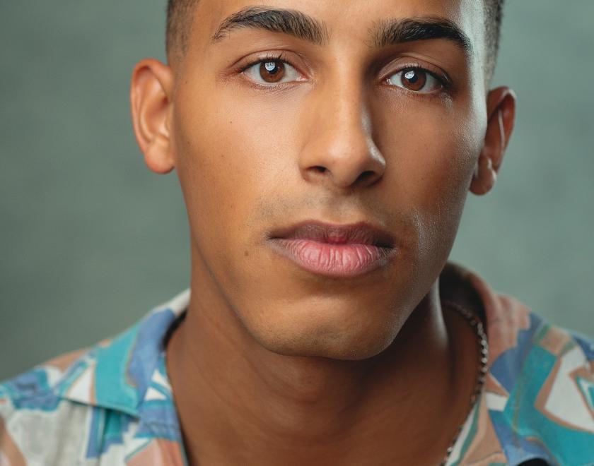 Brayden Emmanuel stars in Shakespeare’s R&J at Reading Rep Theatre