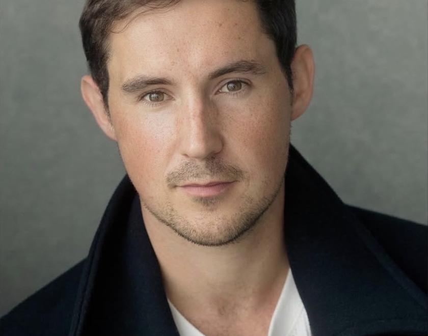 Christopher Bonwell stars in Private Lives at Reading Rep Theatre