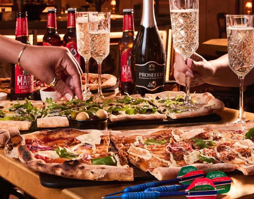 Round up your crew for the ultimate weekend Brunch Social at Flight Club Reading 