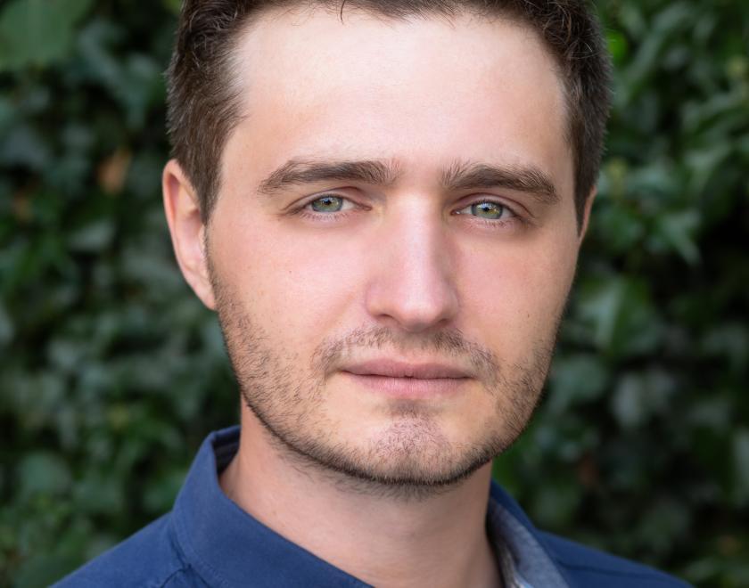 Tom Sowinski stars in Shakespeare’s R&J at Reading Rep Theatre