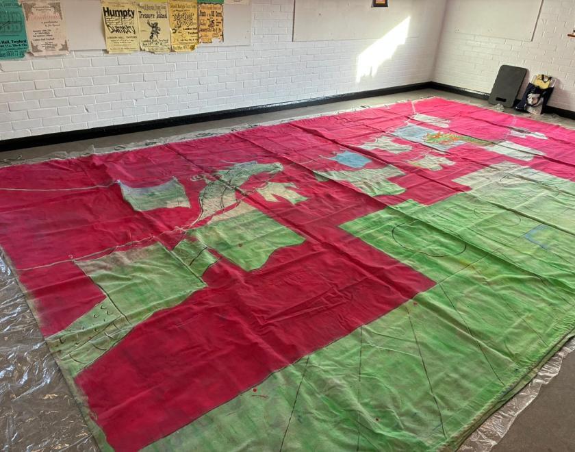 Building the set for Twyford Drama's panto Aladdin