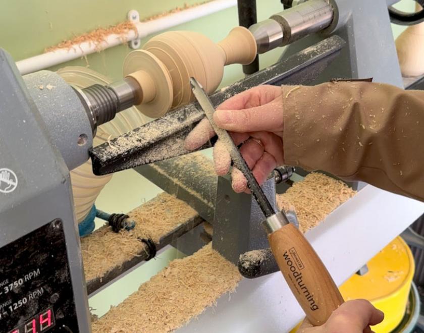 Learn the basics of spindle turning while making your own bud vase.