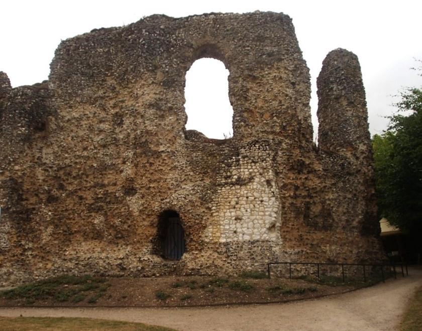 Reading Abbey ruins