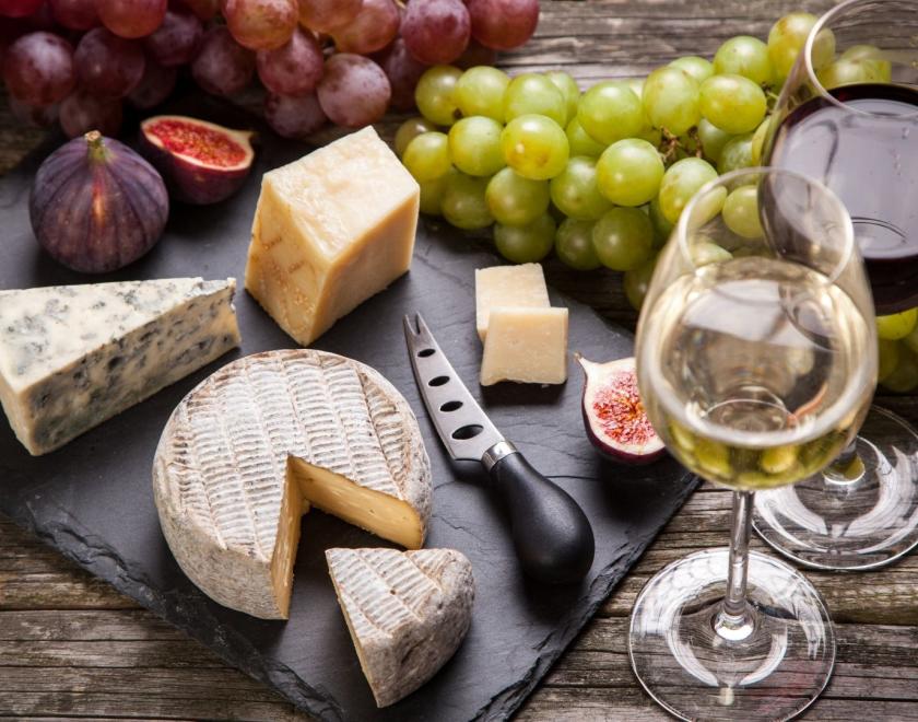 Wine and Cheese Pairing Reading