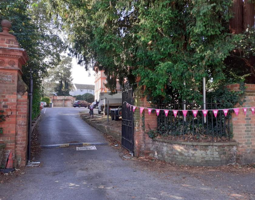 entrance to Hillside House