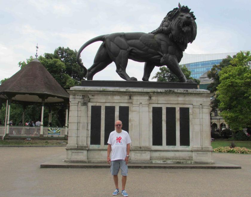 Walk leader in front of Maiwand Lion