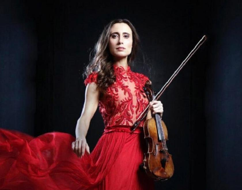 Jennifer Pike, violinist