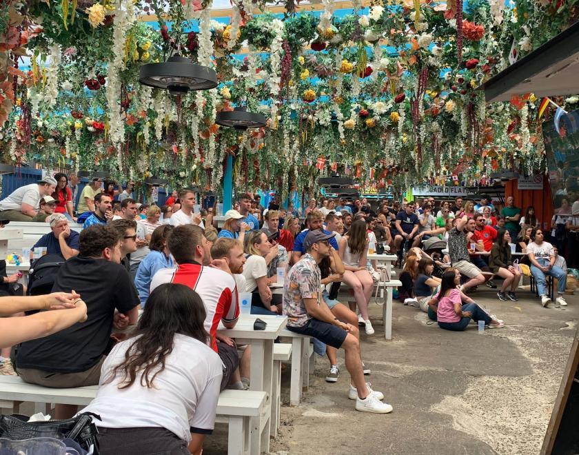 DJ Pete Wheeler + England's Rugby World Cup Quarter Final