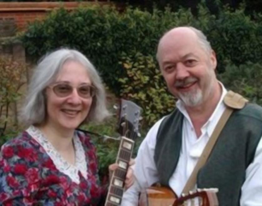 Sue Graves & Hector Gilchrist at Readifolk on 8th May