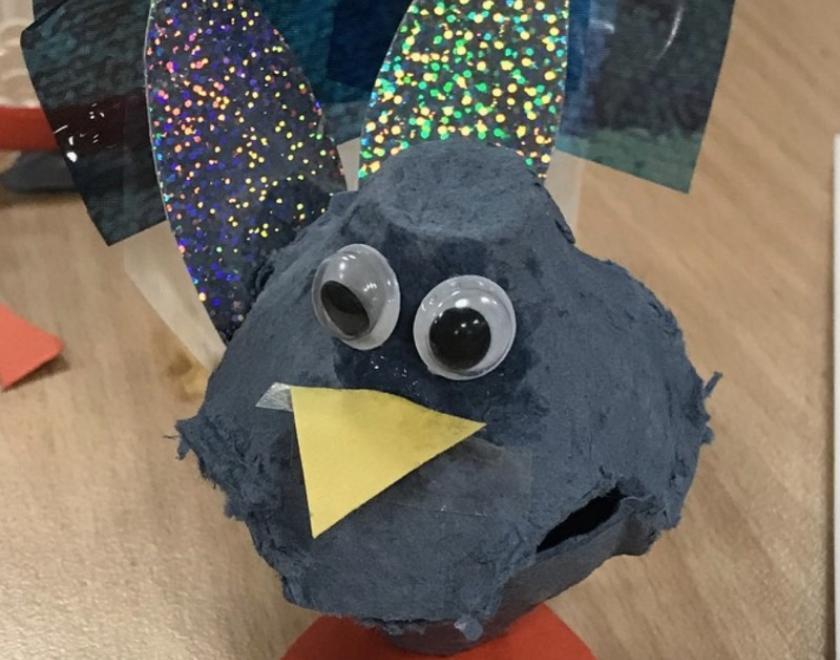 Picture of a bird made from recycling