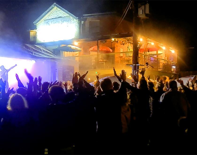 Supersonic Queen at The Flowing Spring