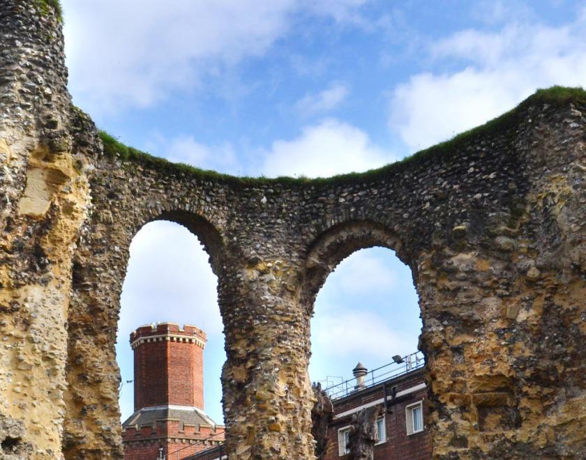 Reading Gaol through Abbey Ruins