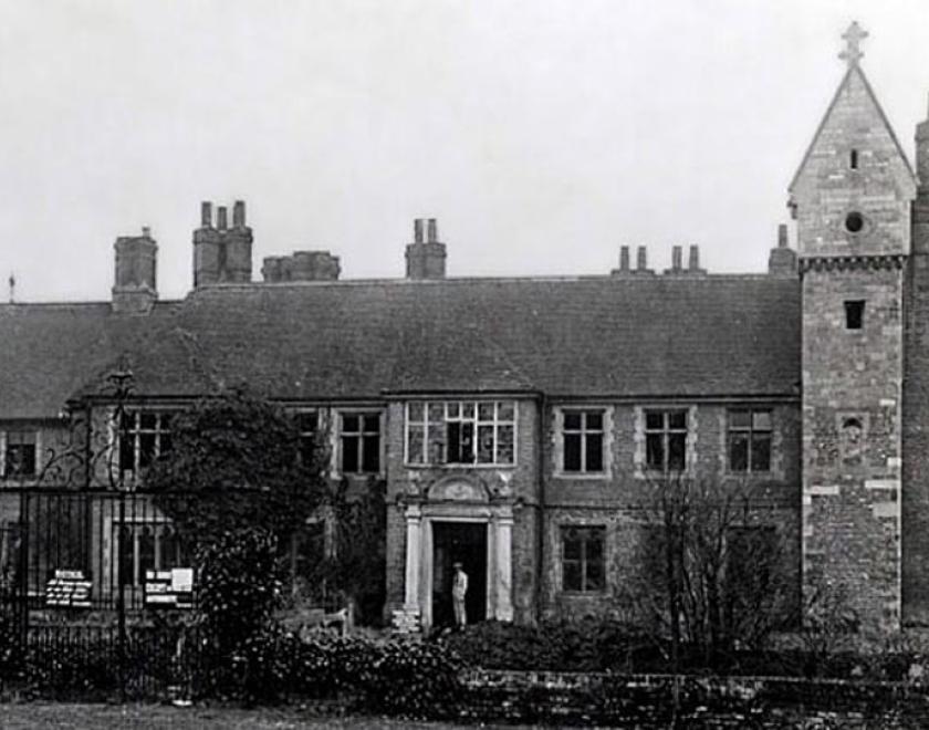 Southcote Manor before its demolition